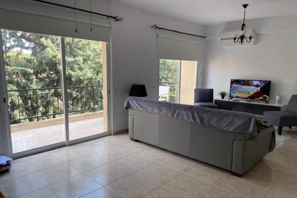 Kato Paphos Apartment In Universal Area Exteriér fotografie